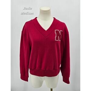 Rosio Medium V-Neck Nebraska Collegiate Pullover Sweatshirt